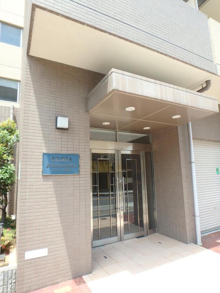 23/30 エントランス