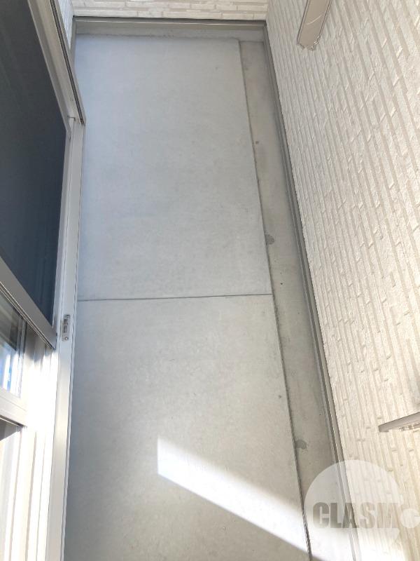 15/26 バルコニー