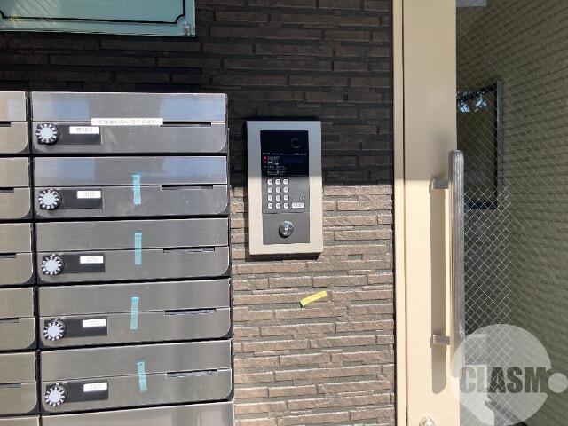 21/26 エントランス