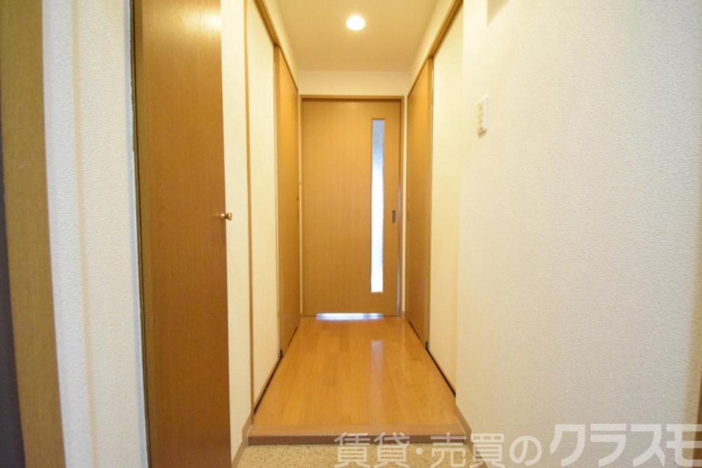 13/30 玄関