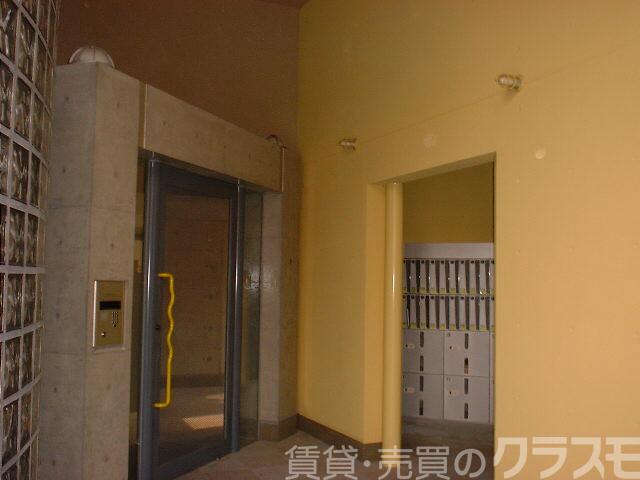 2/3 エントランス