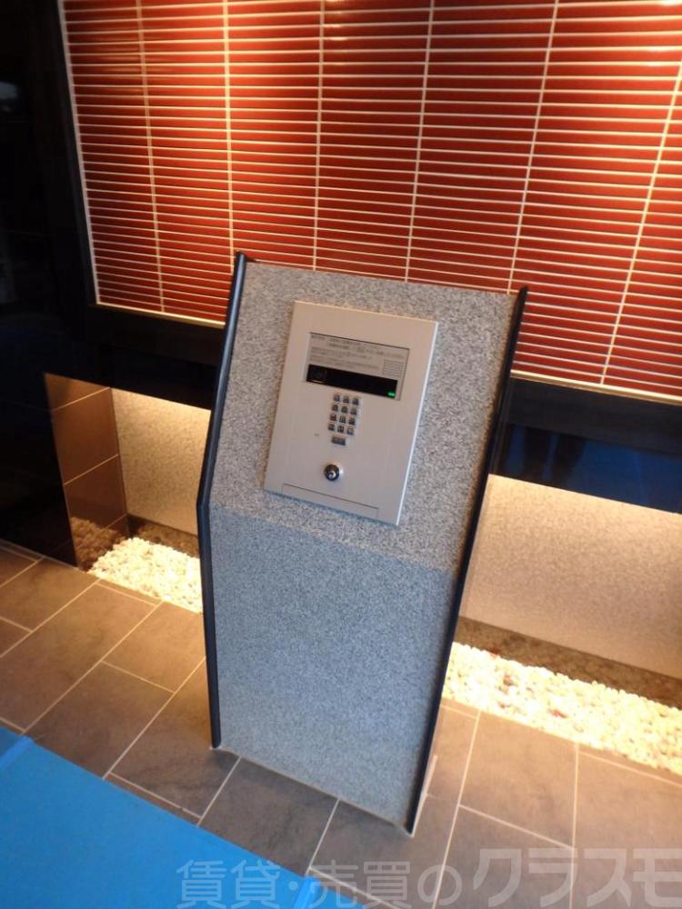 3/8 エントランス