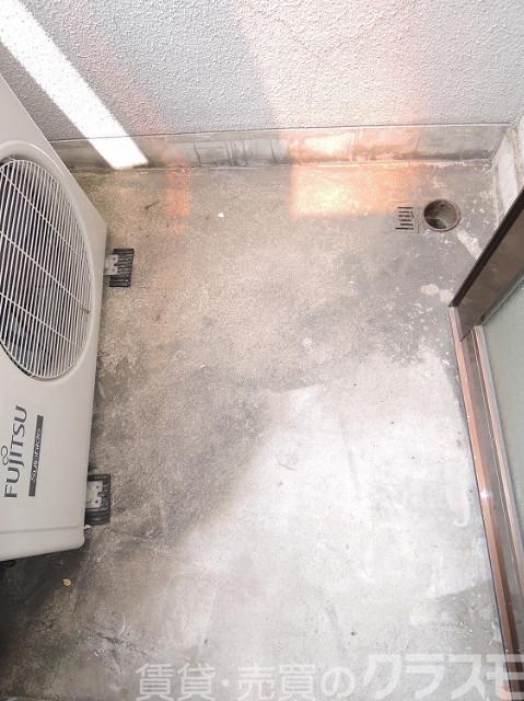 25/30 バルコニー