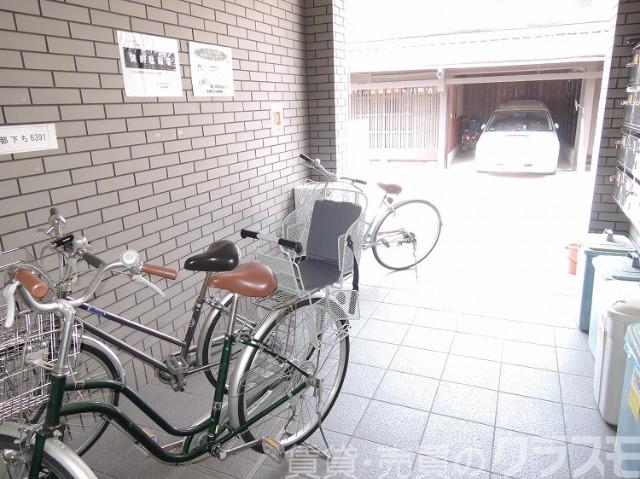 29/30 エントランス