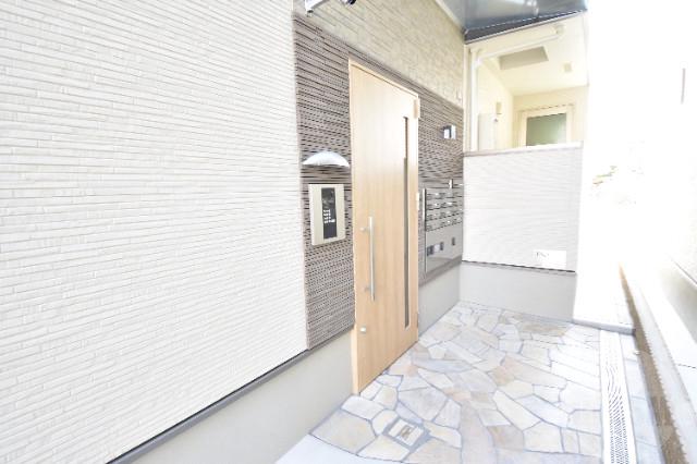 22/30 エントランス