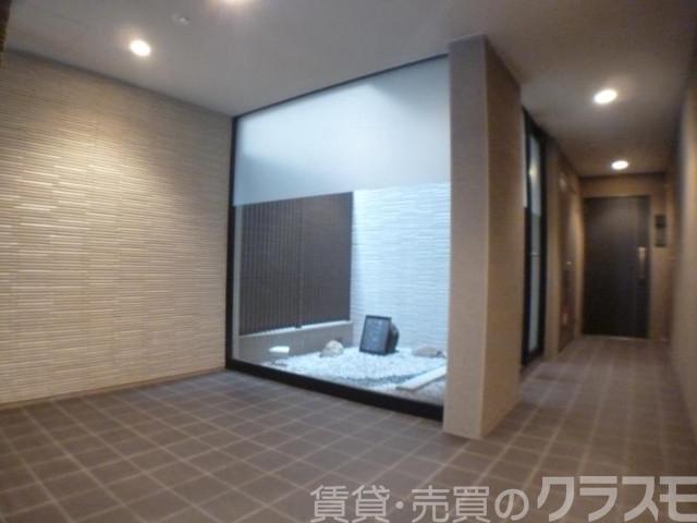 29/30 エントランス