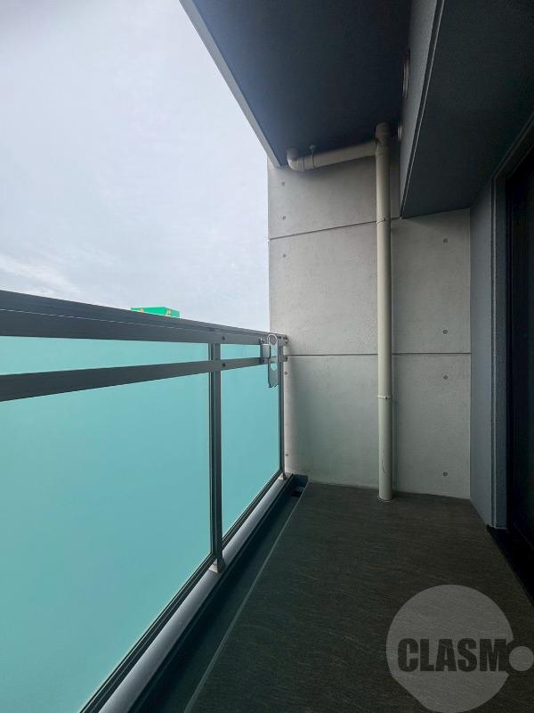 13/30 バルコニー