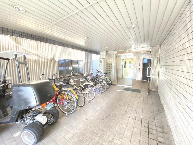 15/24 エントランス