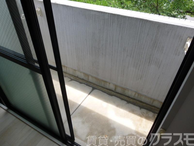 25/30 バルコニー