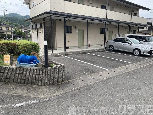 30/30 駐車場