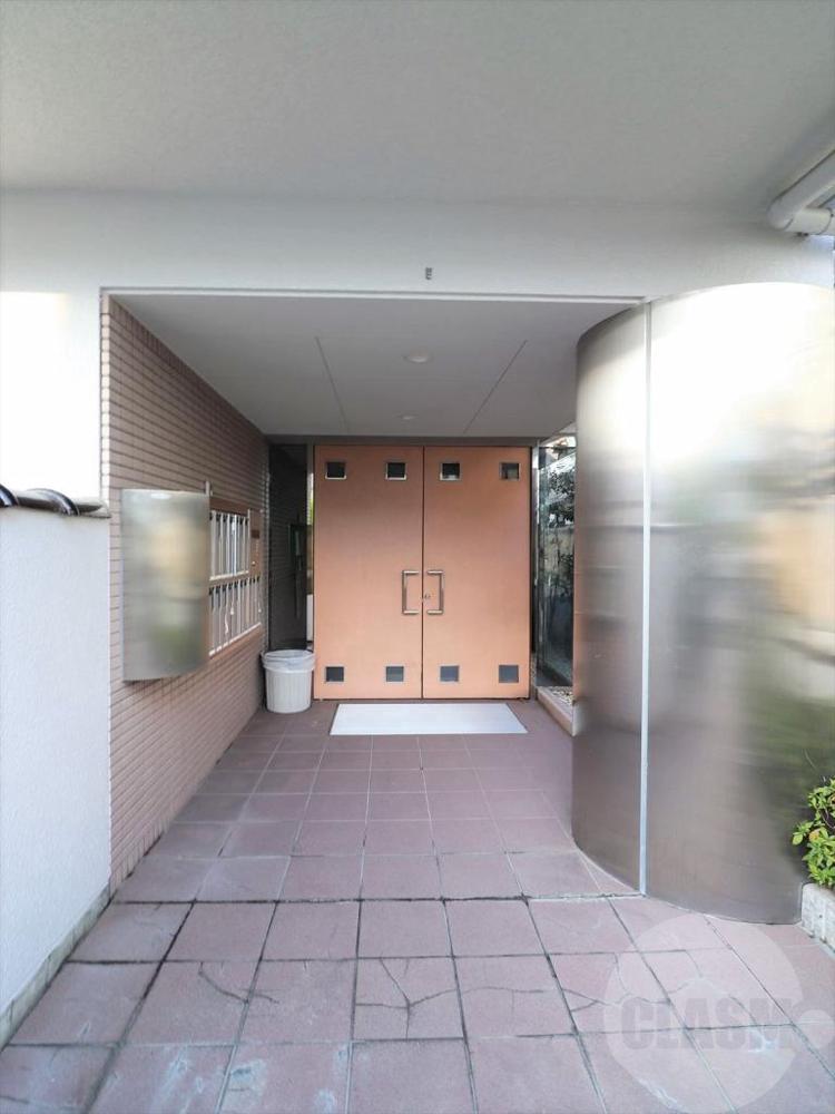 2/10 エントランス