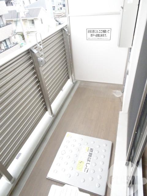 17/30 バルコニー