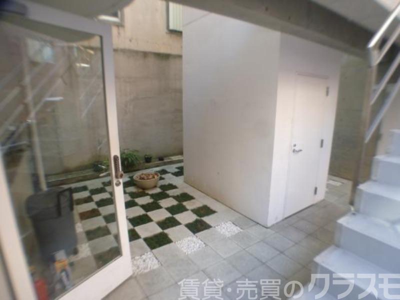 29/30 エントランス