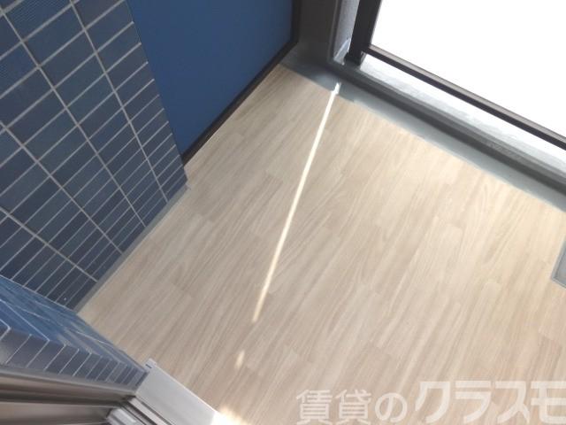 19/27 バルコニー