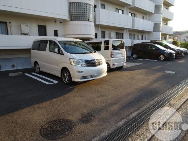 21/30 駐車場