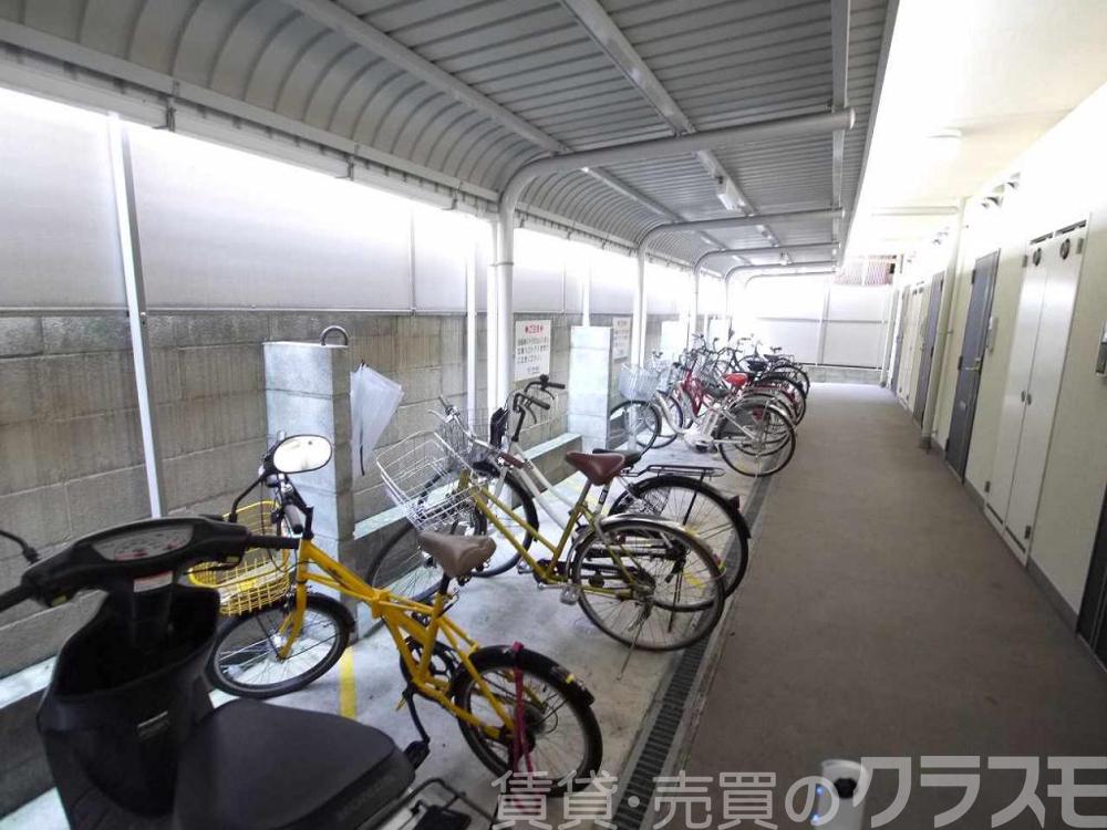 29/30 エントランス