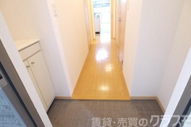 18/30 玄関