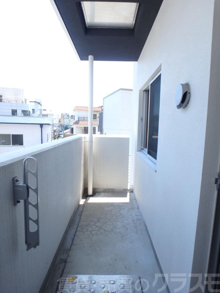 18/30 バルコニー