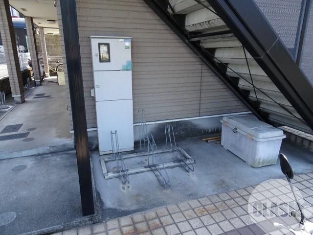 15/27 エントランス