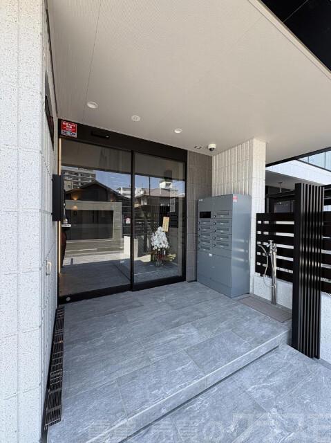 29/30 エントランス