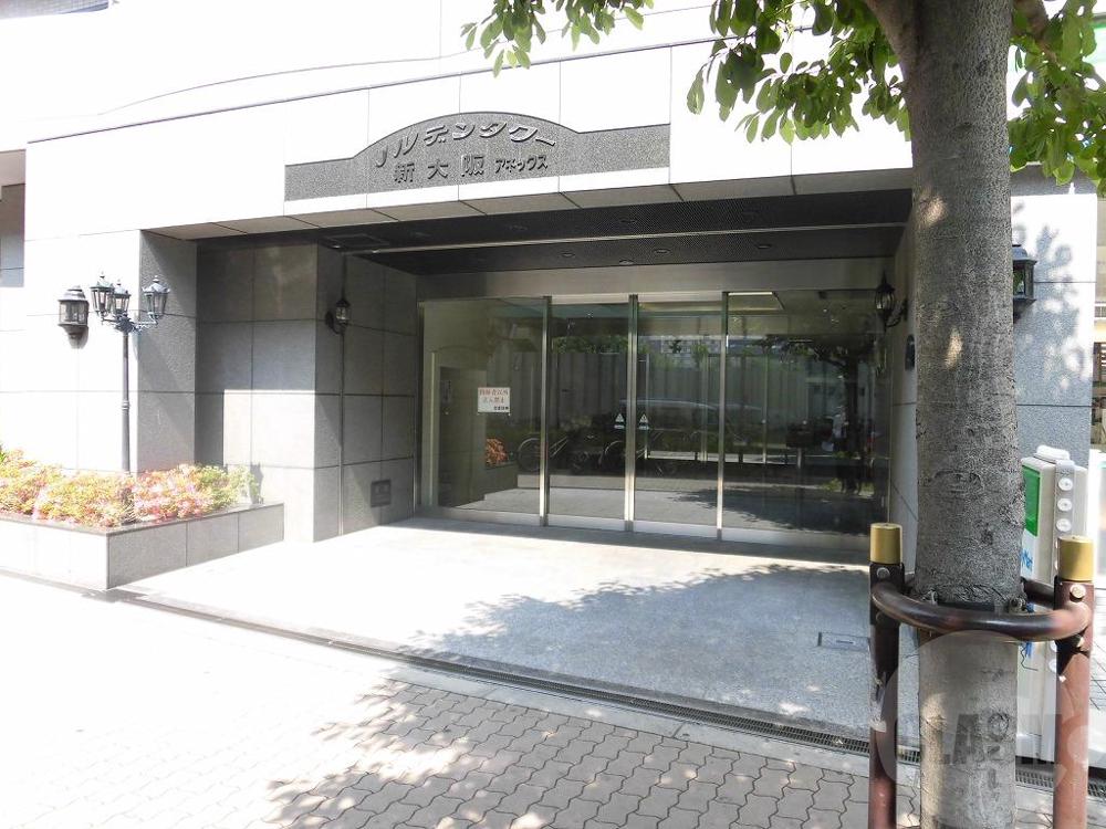 21/27 エントランス