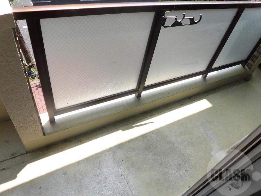 18/28 バルコニー