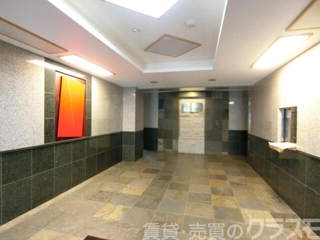 2/5 エントランス