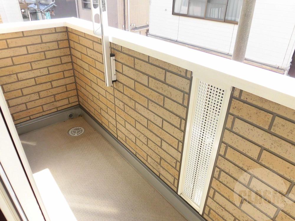 17/23 バルコニー