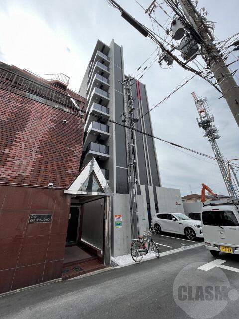 22/25 エントランス