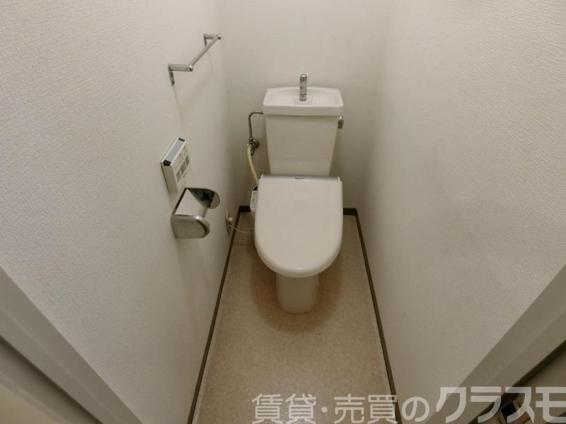 22/30 トイレ