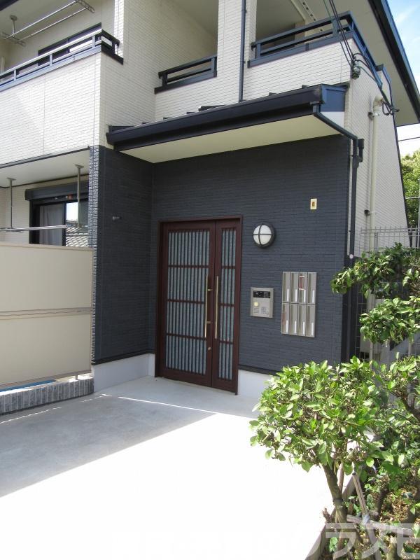 30/30 エントランス