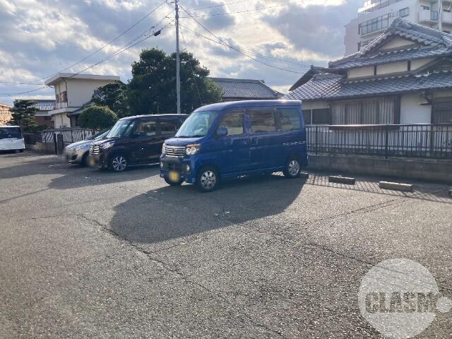 21/30 駐車場