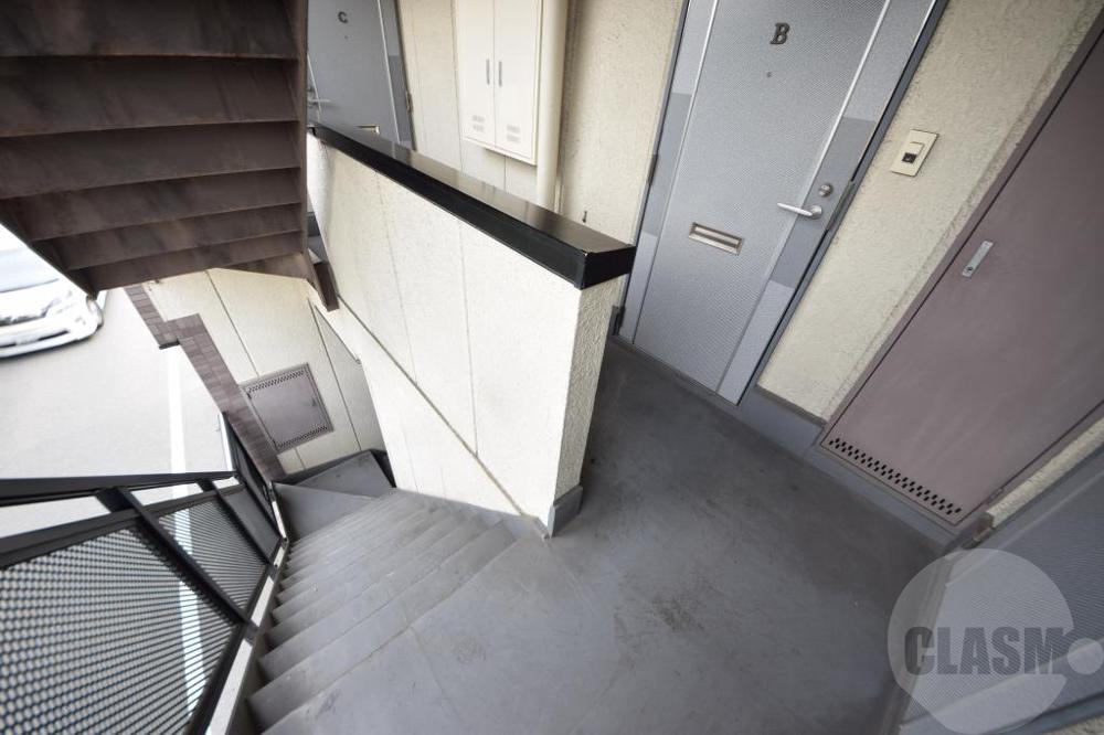 19/29 エントランス