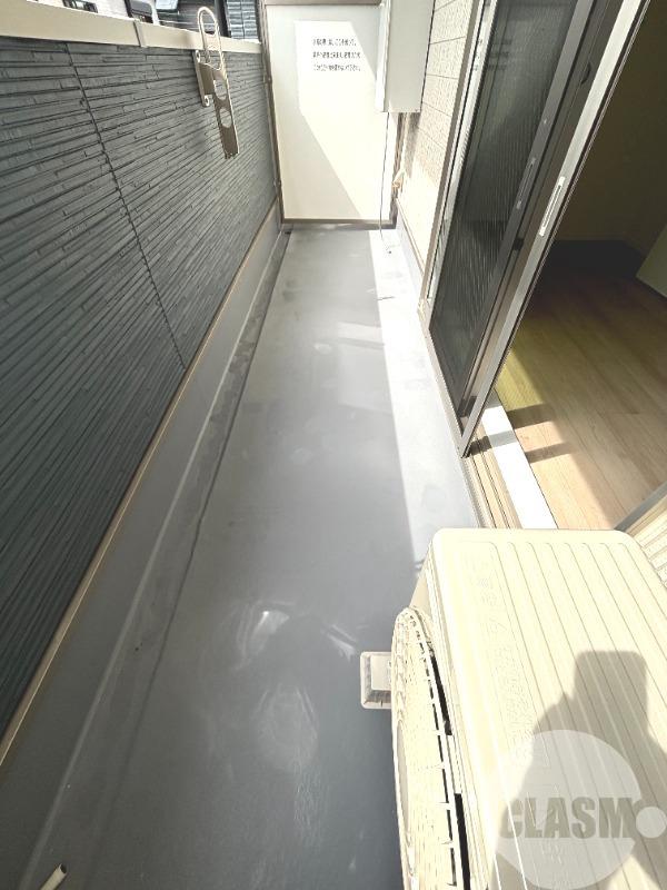 16/27 バルコニー