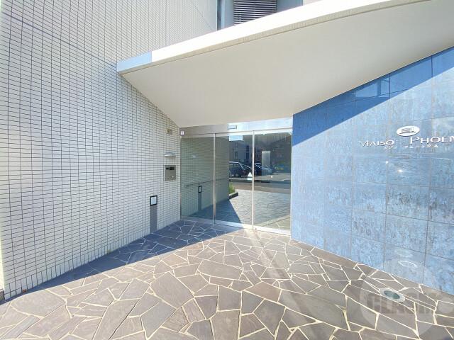 20/28 エントランス