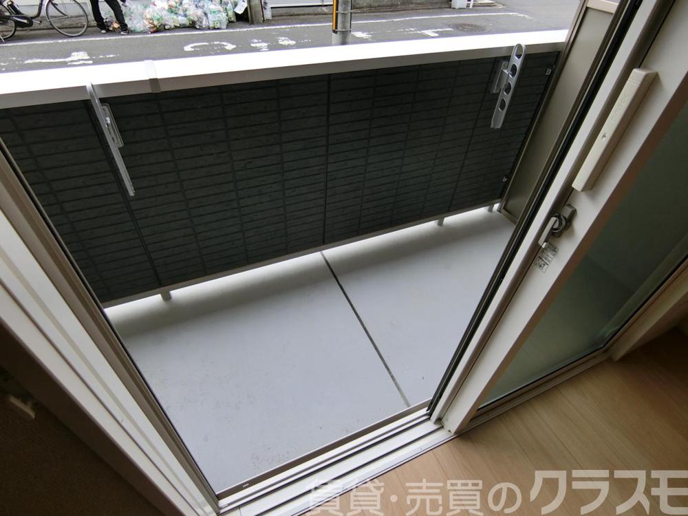 23/30 バルコニー