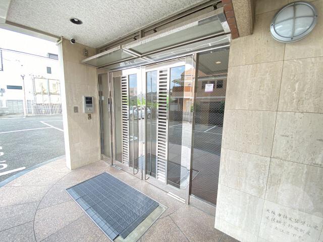 15/24 エントランス