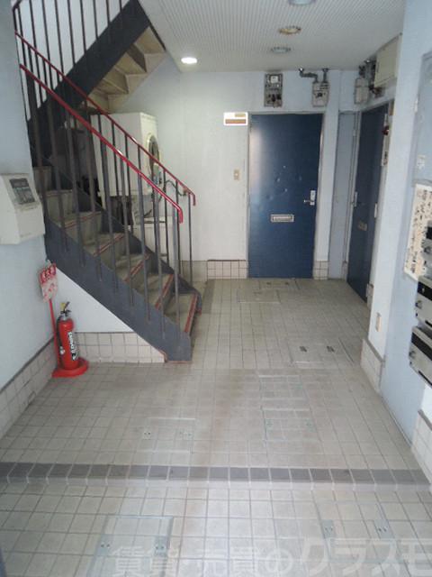 21/23 エントランス