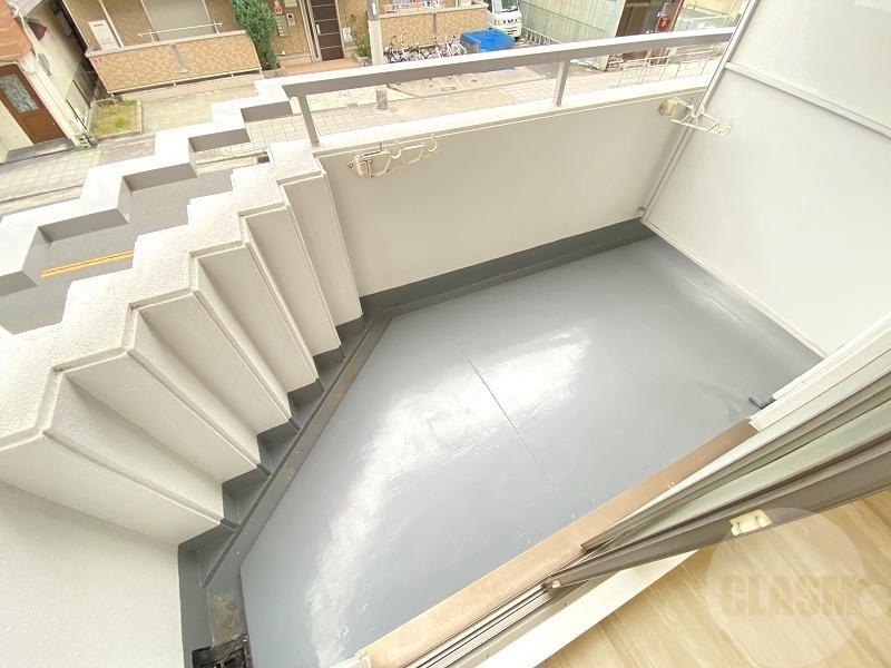 16/28 バルコニー