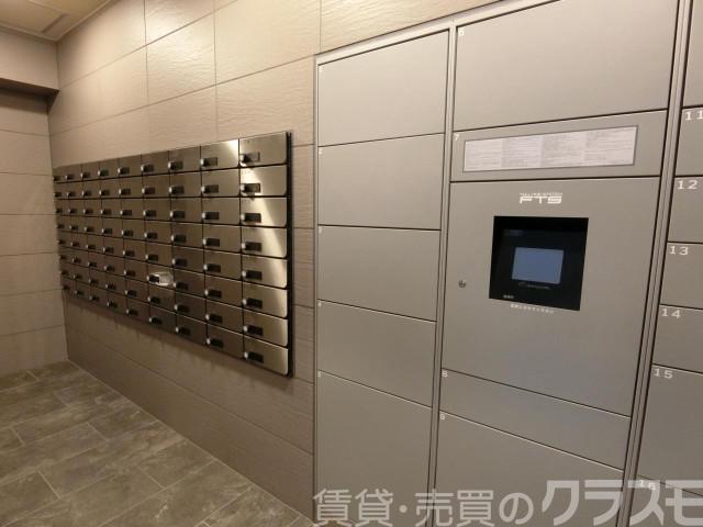 30/30 エントランス