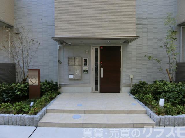 2/4 エントランス