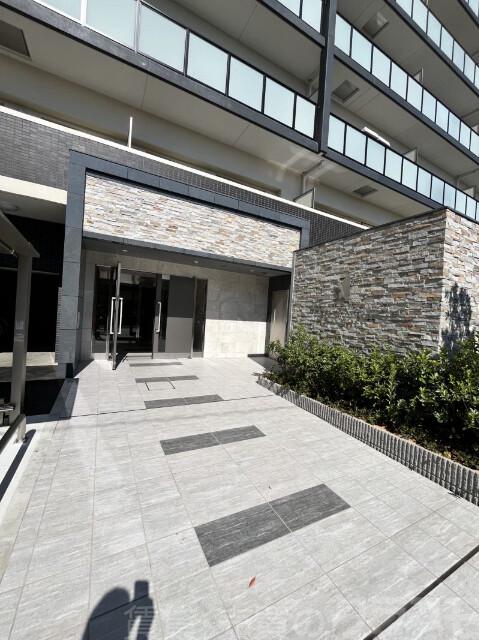 20/30 エントランス