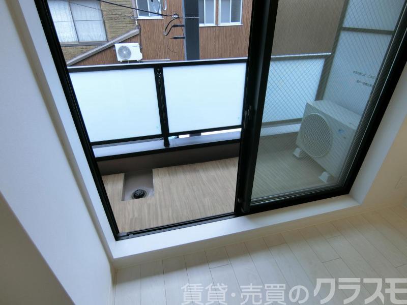 25/30 バルコニー