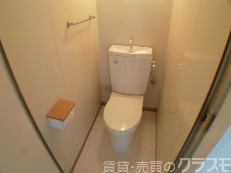 23/30 トイレ