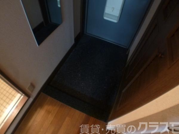 17/30 玄関