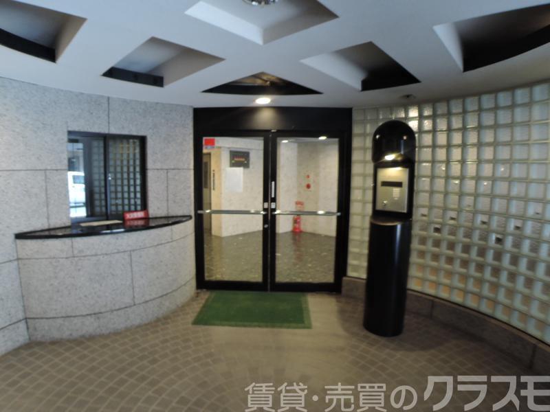 29/30 エントランス