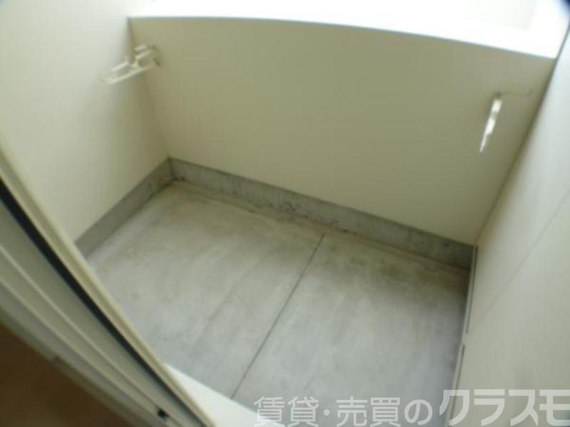 25/30 バルコニー