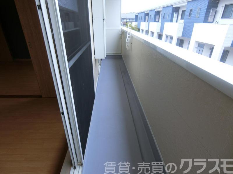 23/30 バルコニー