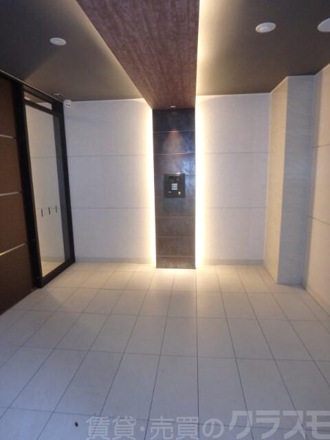 17/28 エントランス