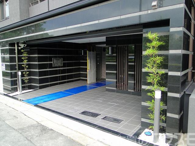 29/30 エントランス